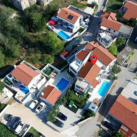 Apartment Luxurious In